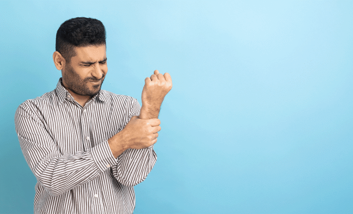 Specialties 3 Mallet Finger Inability to straighten the tip of a finger due to tendon injury
